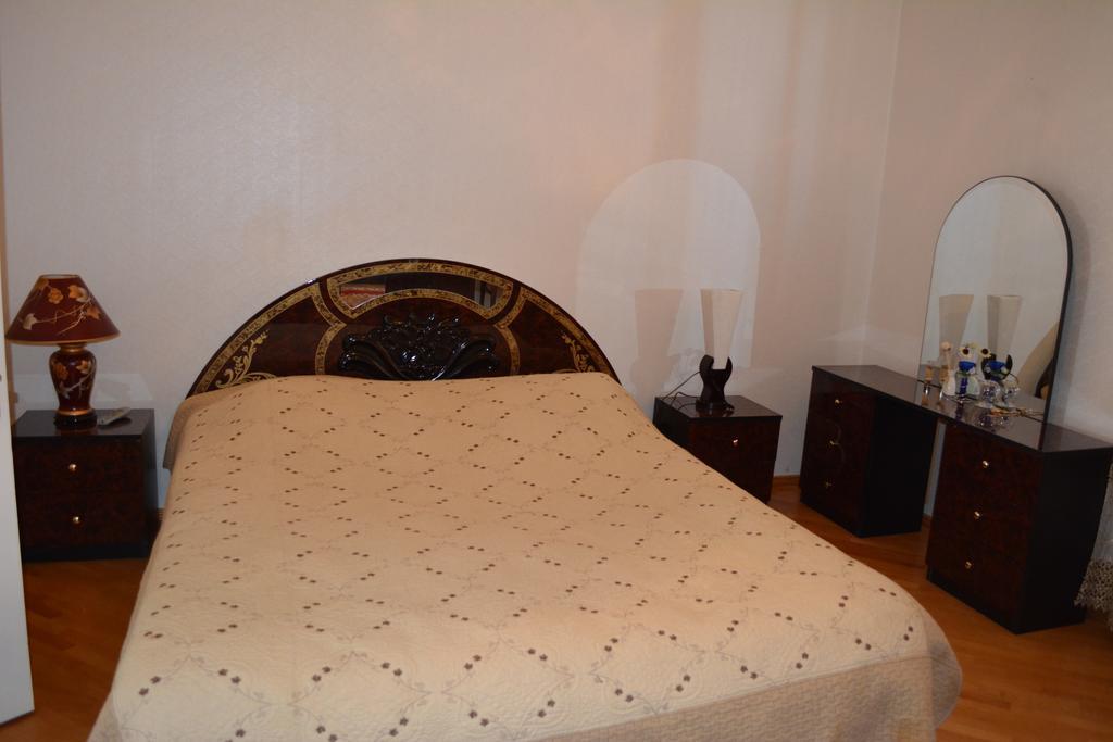 Guesthouse Giorgi Telavi Eksteriør billede